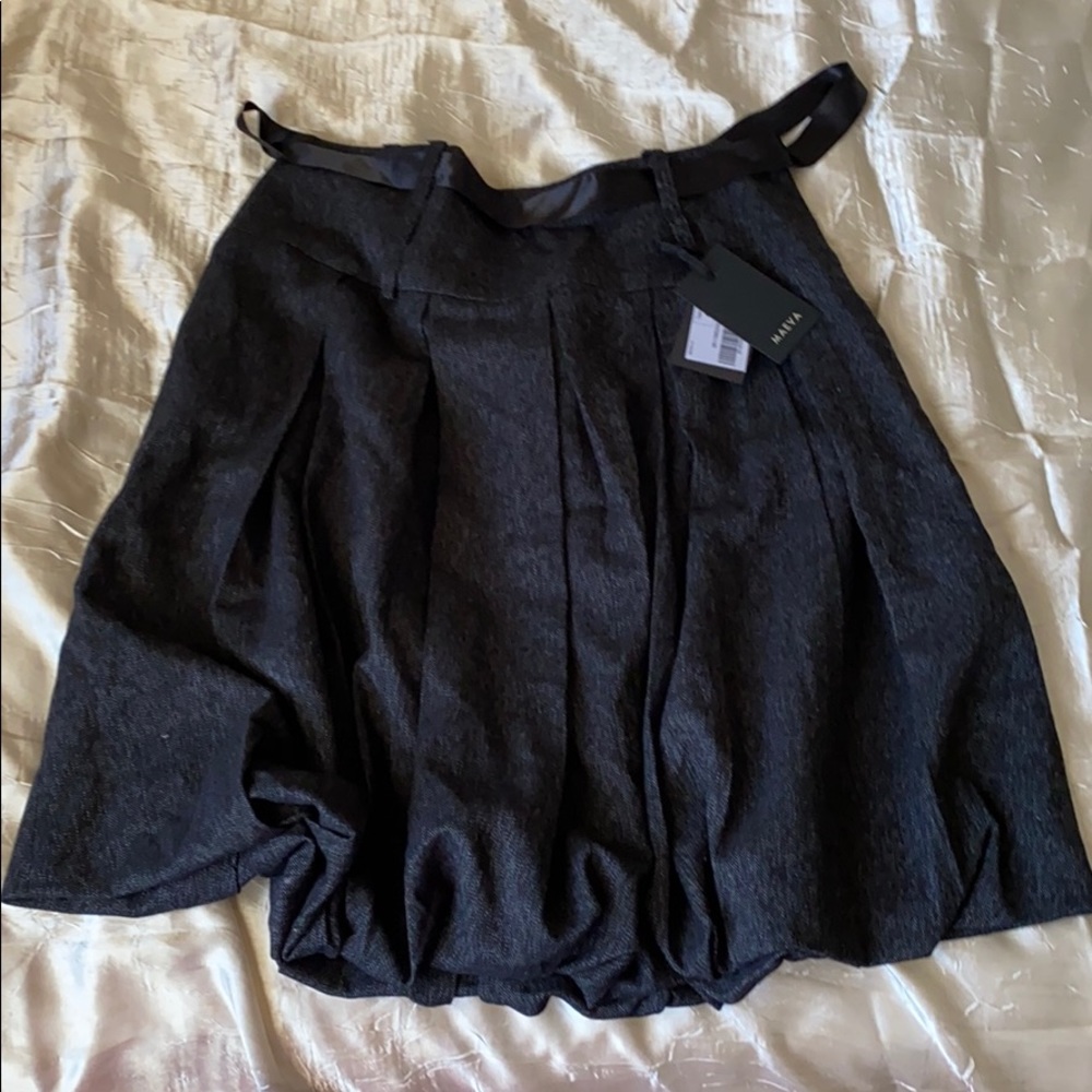 Maeva grey and white skirt